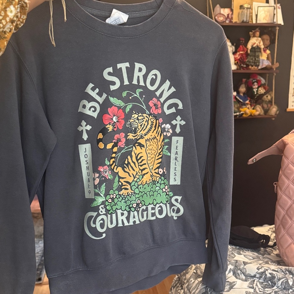 Be Strong & Courageous Graphic Sweatshirt